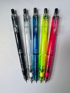 （分類：）位於 。 由 globe.stationary 提交（商品編號 1332832238，圖片 1）。簡介： 。