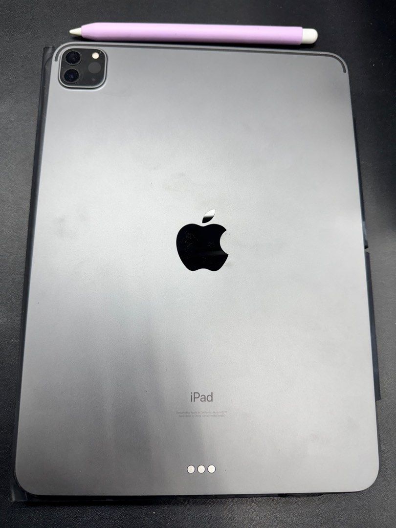 2022 IPAD PRO 256GB (Category: iPad) located in Cebu City. Submitted by coolwater.022661 (Listing ID 1332849612, Image 2). Description: 2022 IPAD PRO 10.5 inches 256gb with free Apple Pencil and Keyboard Case.