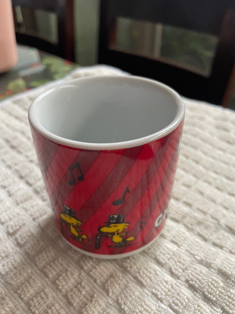 4 for 280 Snoopy Christmas Themed Cups (Category: Coffee & Tea Tableware) located in Quezon City. Submitted by nona.declutters (Listing ID 1332840669, Image 3). Description: .