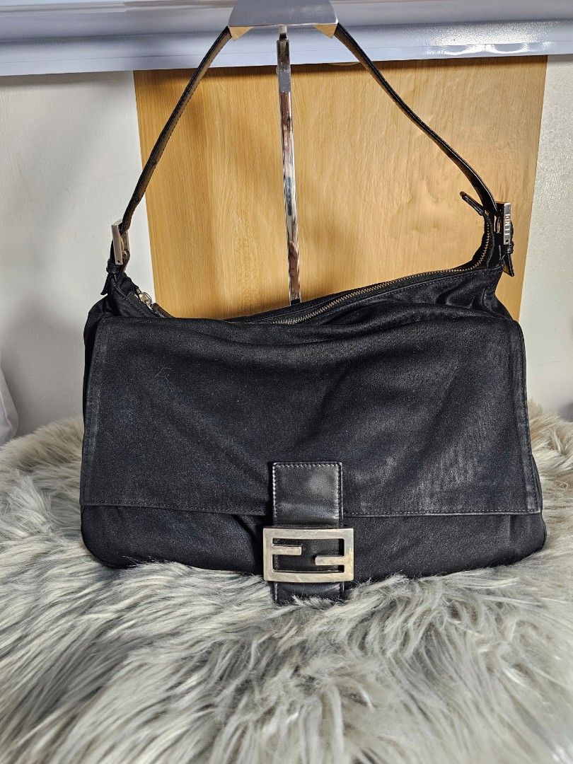 Fendi same mamma baguette bag
