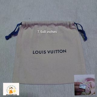 (Category: ) located in . Submitted by jfluxury.co (Listing ID 1332818862, Image 1). Description: .