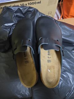 (Category: ) located in . Submitted by nikenclw (Listing ID 1332896017, Image 1). Description: .