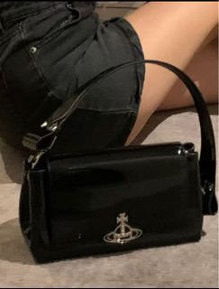(Category: ) located in . Submitted by catchavibeshop (Listing ID 1332836719, Image 1). Description: .