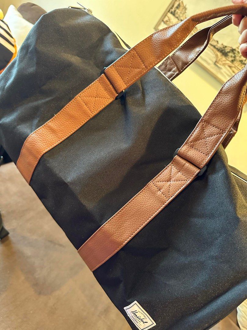 Herschel ravine store