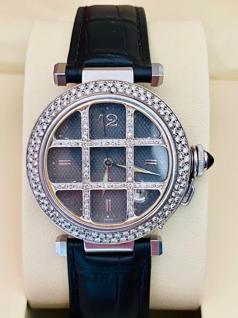 Cartier pasha diamond bezel 2025