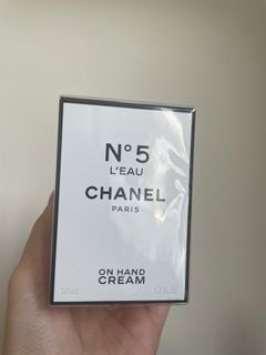 （分類：）位於 。 由 trendcosmetic88 提交（商品編號 1332808650，圖片 1）。簡介： 。