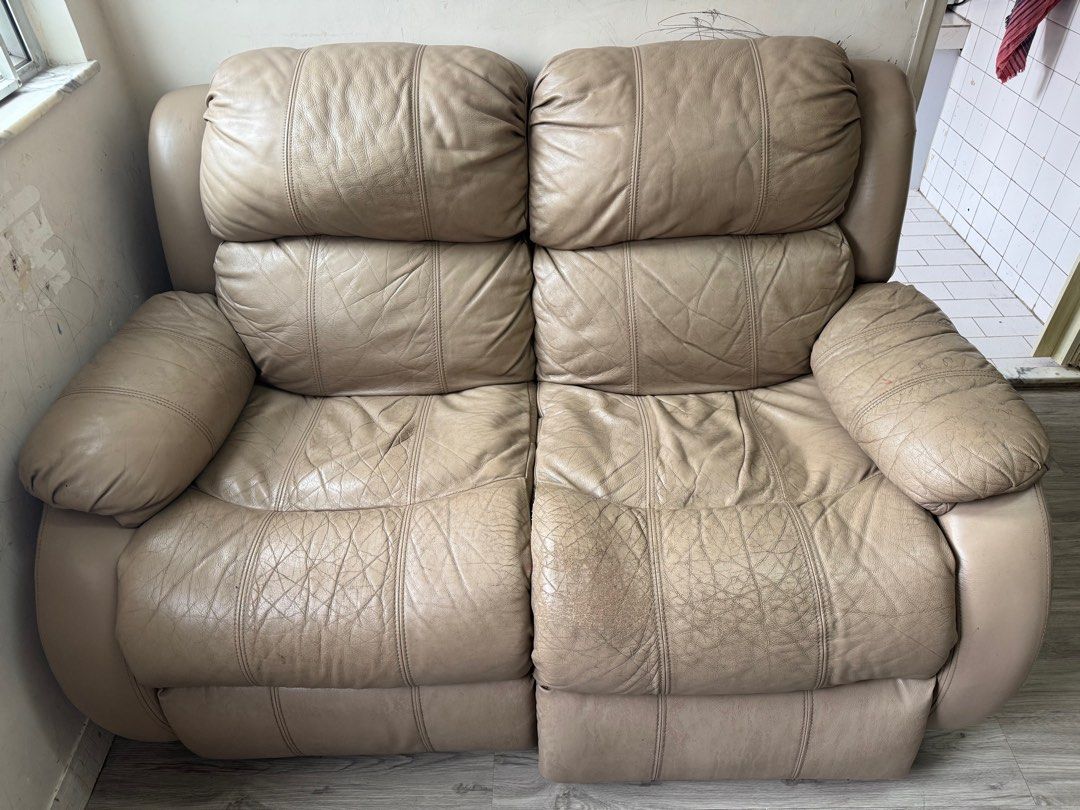 Cheers Recliner sofa, 傢俬＆家居, 傢俬, 梳化 Carousell