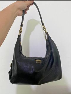 (Category: ) located in . Submitted by thriftwidme (Listing ID 1332943072, Image 1). Description: .