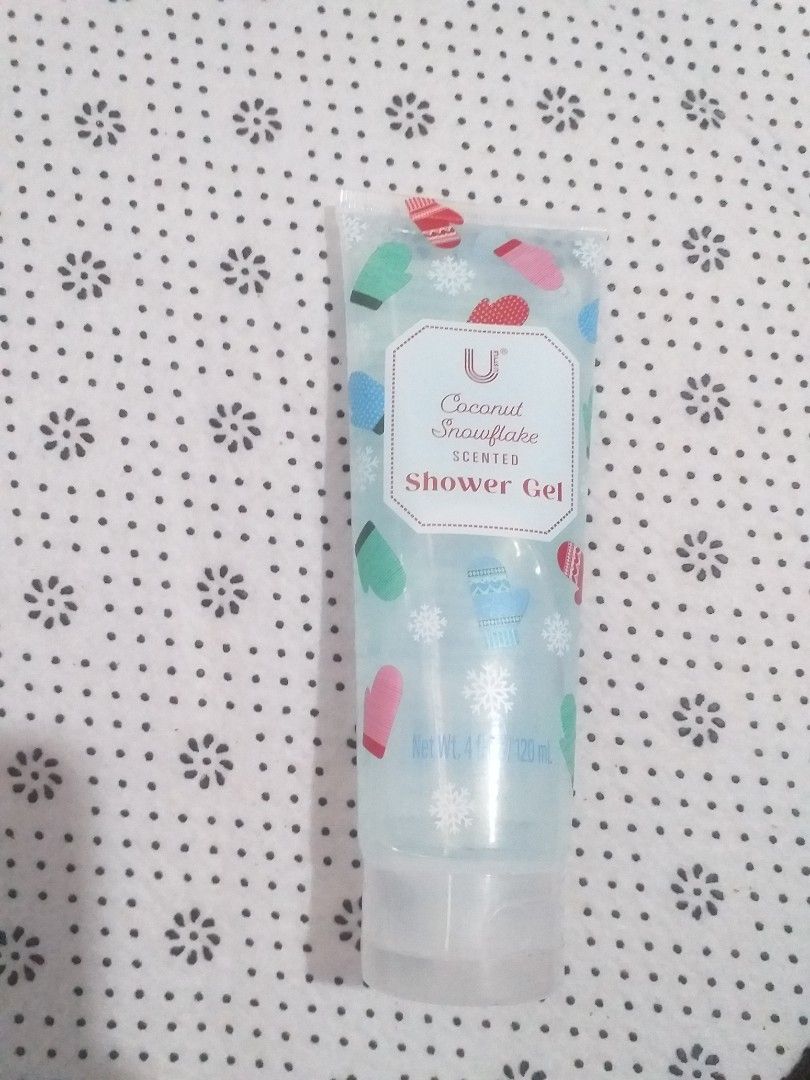 Coconut snowflake scented shower gel (Category: Bath) located in Quezon City. Submitted by caide_onlineshop (Listing ID 1332866740, Image 1). Description: U style Coconut Snowflake scented shower gel 4fl oz / 120ml.