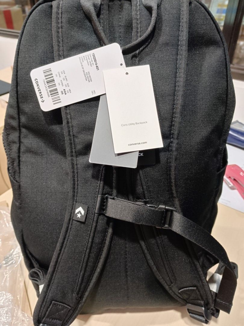 Converse Bag pack utility (Category: Backpacks) located in Taguig. Submitted by zero26570088 (Listing ID 1332913545, Image 3). Description: Converse Bag pack utility brandnew 2700 brandnew taguig area.
