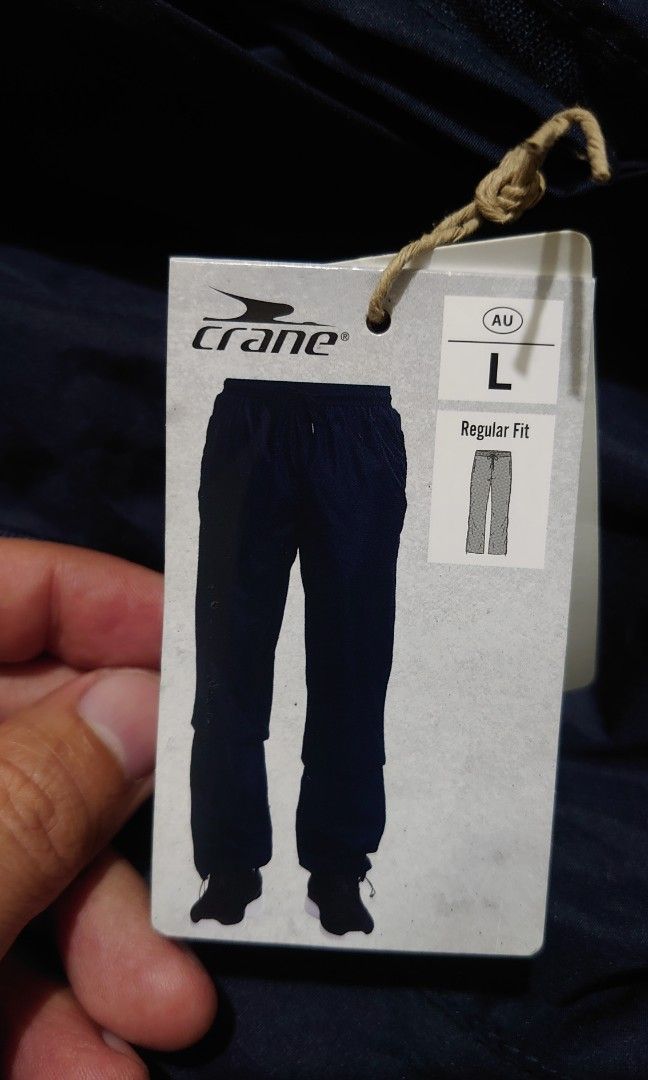 Crane adults Packable rain pant (Category: Joggers) located in Mandaluyong City. Submitted by silentshark_08cad1 (Listing ID 1332921088, Image 1). Description: brand new crane navy blue Packable rain pants.very comfortable..large size waist 91 cm hip 101 cm.