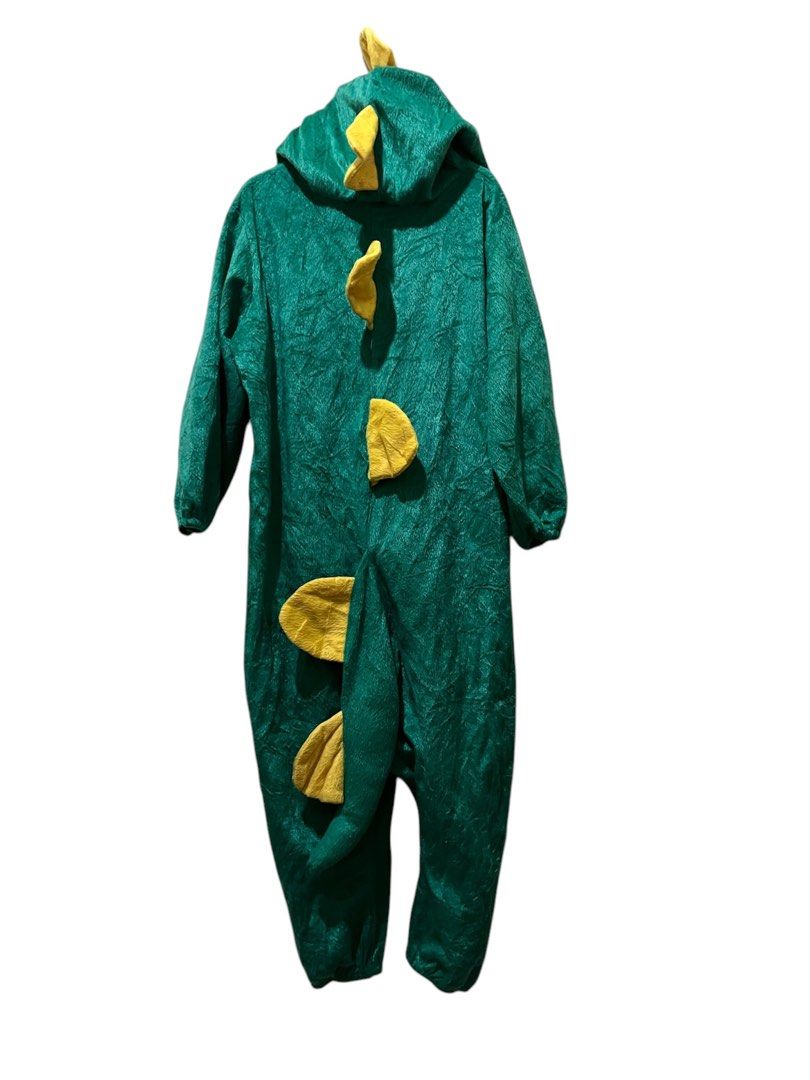 Dinosaur Costume (Category: Babies & Kids Fashion) located in San Fernando. Submitted by InvisibleMe (Listing ID 1332821677, Image 2). Description: Dinosaur Costume 4-6 on tag.