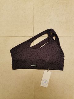 （分類：）位於 。 由 echantrm 提交（商品編號 1332930865，圖片 1）。簡介： 。