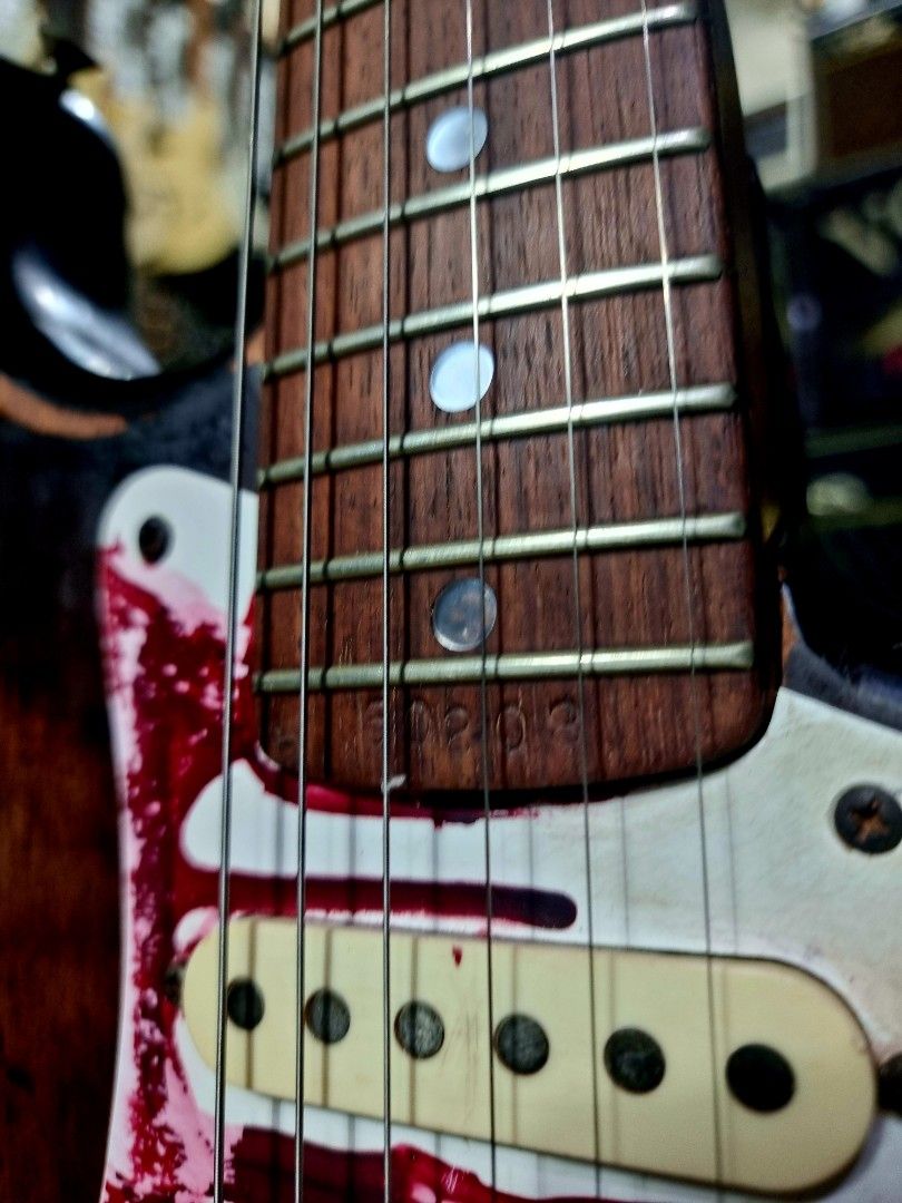 Fernandes burny olds (Category: Musical Instruments) located in Binan City. Submitted by jamrock.music (Listing ID 1332954785, Image 3). Description: good working condition 2ndhand used from japan.