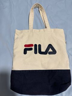 100 affordable fila tote bag For Sale Women s Fashion Carousell Singapore