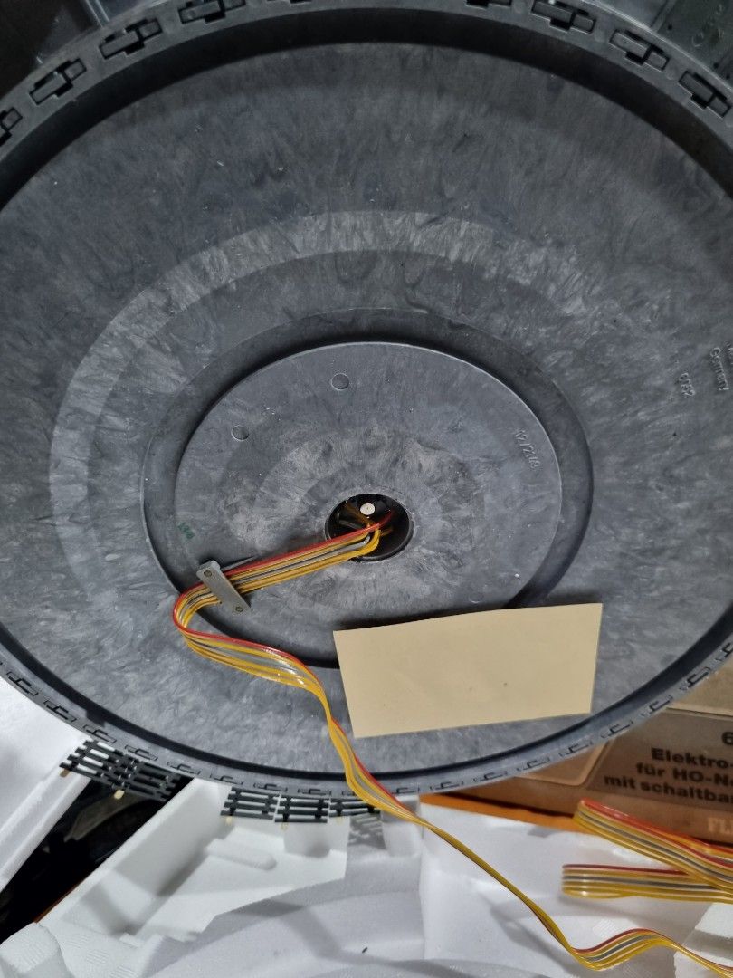 Fleischmann HD6651C Electric Turntable HP Supermodel (Category: Vinyls) located in Paombong. Submitted by sweetdeals0181656 (Listing ID 1332898060, Image 2). Description: Vintage Collectible Item. For HO sytem with Nickel Silver Rails with switchable outputs. Item is declared as is and no test performed. Price is slightly negotiable and once deal is confirmed policy for no return no exchange and no refund is applicable. Recommended for collection