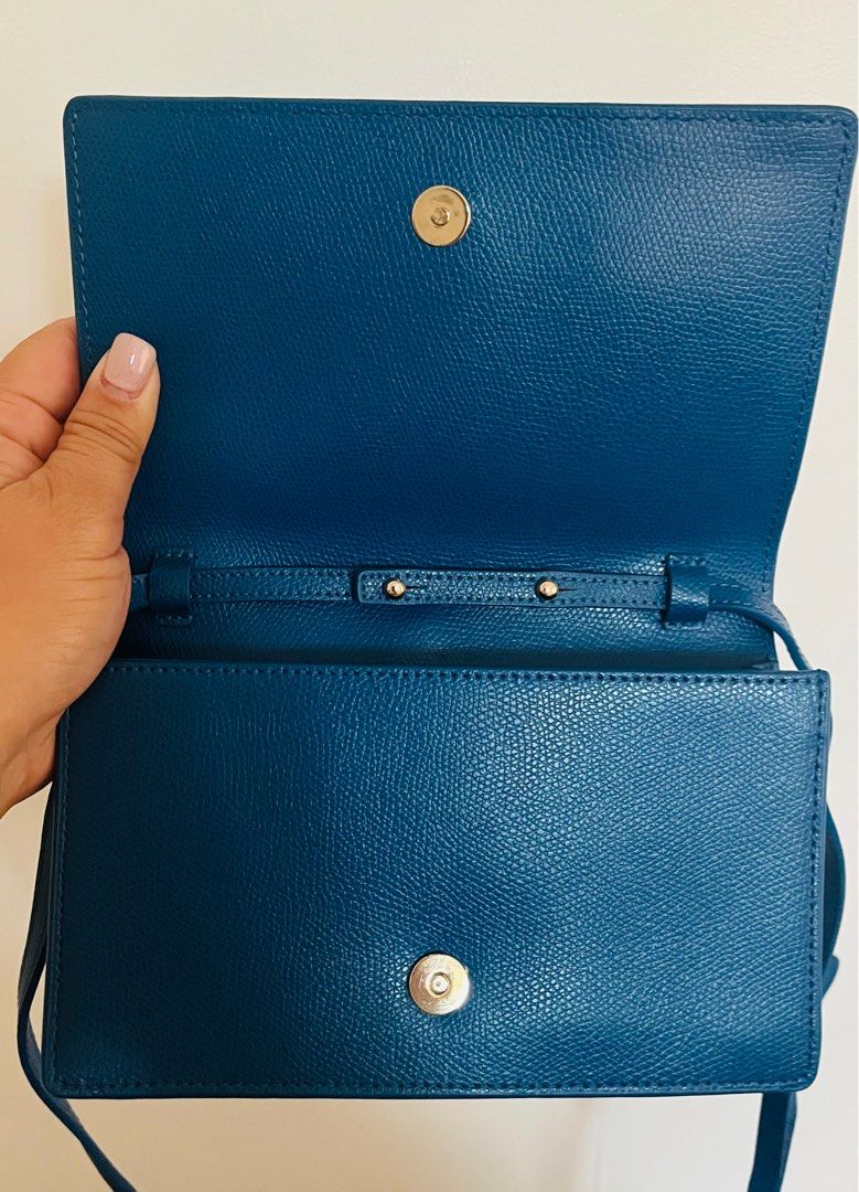 FURLA (Category: Cross-body Bags) located in Iloilo. Submitted by yangfire (Listing ID 1332867171, Image 3). Description: FURLA SAFFIANO LEATHER CROSSBODY What you see in the picture is what you can get. 🪬.
