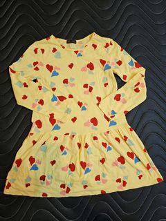 (Category: ) located in . Submitted by pika_wardrobe (Listing ID 1332911871, Image 1). Description: .