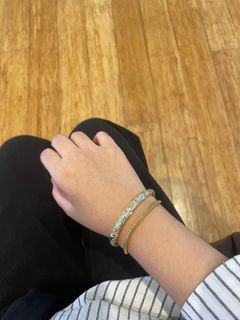 (Category: ) located in . Submitted by chanclosets (Listing ID 1332924109, Image 1). Description: .