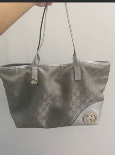 (Category: ) located in . Submitted by jdg.preloved (Listing ID 1332874248, Image 1). Description: .