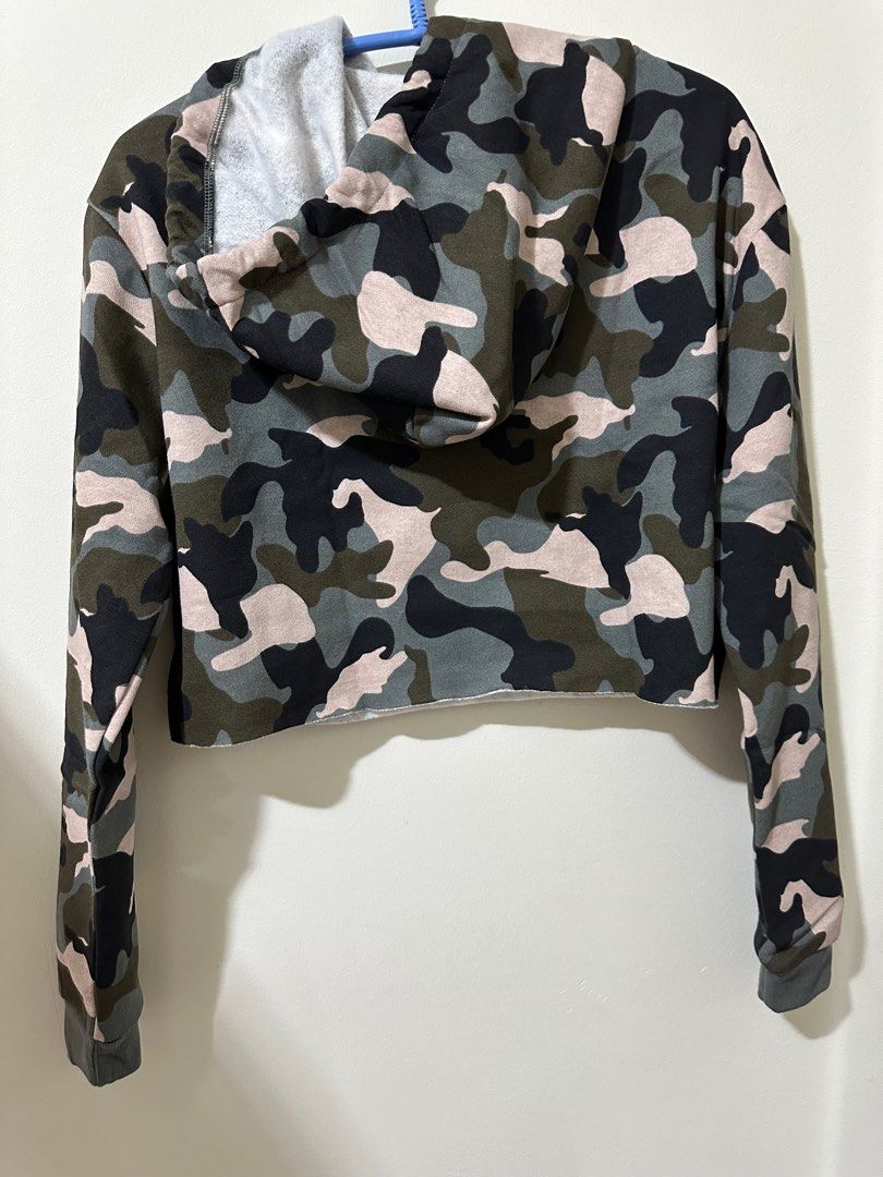 Camo cropped hoodie h&m store