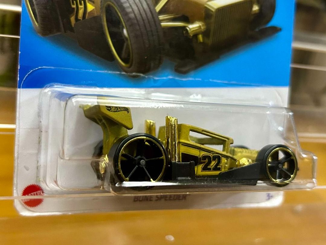 Hot Wheels Mail In BONE SPEEDER Gold HotWheels (Category: Vehicle & Diecast Models) located in Quezon City. Submitted by arkistoragebox (Listing ID 1332859618, Image 3). Description: Item is ON-HAND and ready to ship. Brand new in fairly mint and sealed card. Please refer to photos for actual item condition. What you see is what you get. Item location: Congressional Ave, QC Shipping methods available at buyer's expense: Grab Express & Lalamove (w
