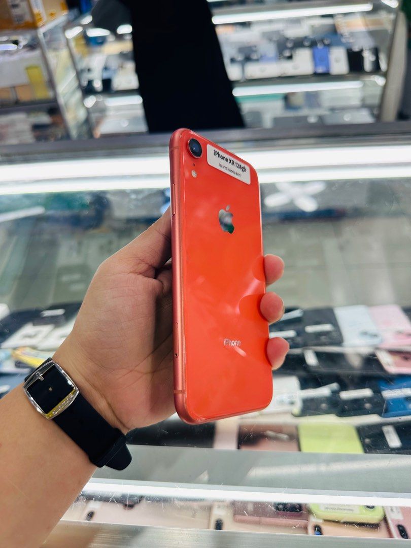 Iphone XR 128gb 100% batt Malabo Front Cam (Category: iPhone X Series) located in San Juan City. Submitted by javedsgadgetshop (Listing ID 1332798189, Image 3). Description: OPEN FOR INSTALLMENT VIA CREDIT CARD/GGIVES/SPAY/BILLEASE & SWAP/TRADE-IN! BUY AND SELL! Quick Specs : Iphone XR (Malabo front cam) •128gb •NTC Variant •100% batt health •Factory Unlock •95% Smoothness •No hidden issue | No Repaired •100% Authentic | Not Refurbished •w/ OEM C