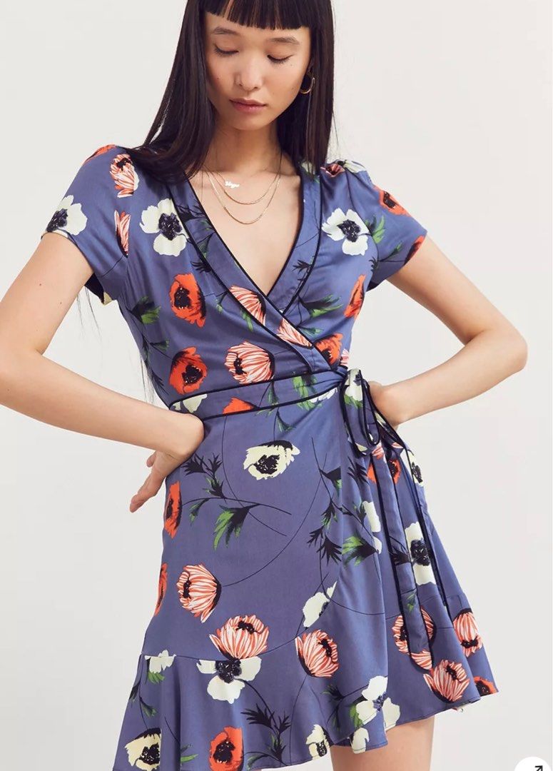 Kimchi blue rita wrap dress 2025