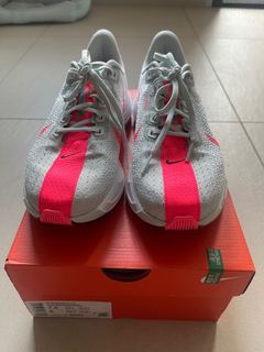 （分類：）位於 。 由 walleyeung 提交（商品編號 1332824607，圖片 1）。簡介： 。