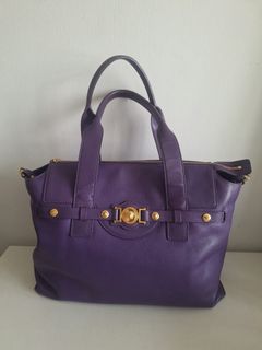 Carolina Herrera Matryoshka Locked M Shoulder Bag in Trench Leather Luxury Bags Wallets on Carousell