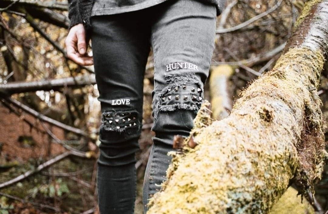 Represent Clo. Love and Hunter Studded Jeans (Category: Jeans) located in Cavite. Submitted by benta_bounce (Listing ID 1332960923, Image 2). Description: In very good condition Size 32 on tag Color: Vintage Black Pm me for more info.