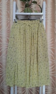 (Kategori: ) berada di . Dikirim oleh linafashionshop (ID iklan 1324753355, Gambar 1). Deskripsi: .