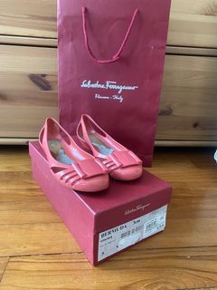 100 affordable salvatore ferragamo jelly flats For Sale Luxury Carousell Singapore