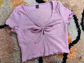 (Category: ) located in . Submitted by cesscloset_ (Listing ID 1332932409, Image 1). Description: .