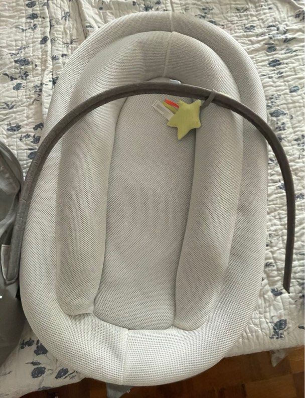 Skip Hop Baby Nest/Lounger (Category: Cots & Cribs) located in Singapore. Submitted by priavarma (Listing ID 1332851895, Image 2). Description: Lightly used baby nest. My baby used it for a couple of months only. The insert has never been used. By the time I bought it, baby had outgrown the insert so we only used the nest without the insert. Overall the nest is in great condition. Please arrange your own delivery. Thank you! .