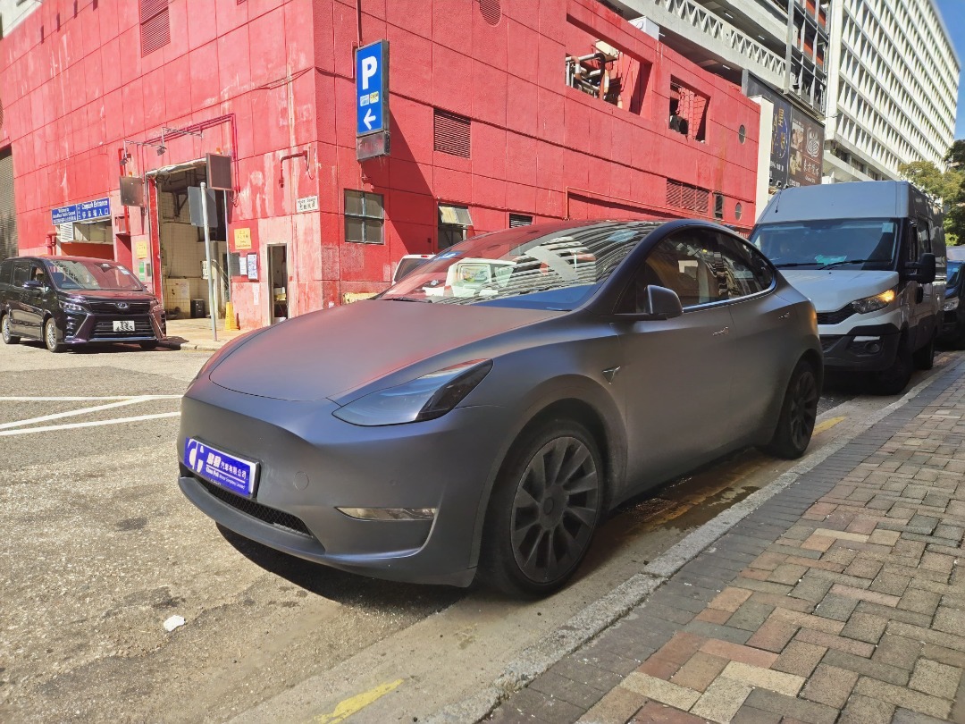 Tesla Model Y LR Auto628631307107861128