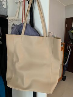 （分類：）位於 。 由 lluvias 提交（商品編號 1332854084，圖片 1）。簡介： 。