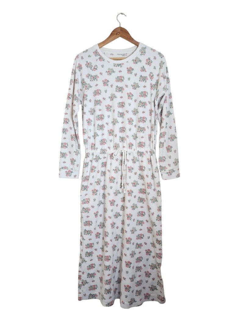 Uniqlo nightgown sale