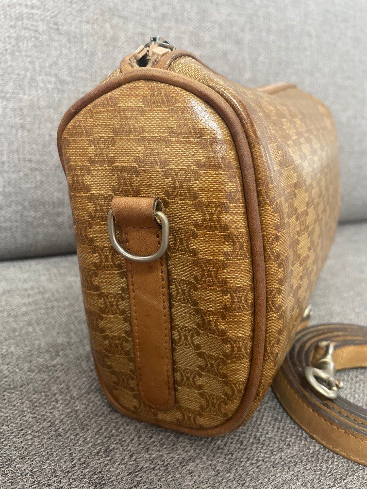 Vintage Celine Crossbody bag (Category: Luxury Bags & Wallets) located in Lipa City. Submitted by veavirrey (Listing ID 1332965165, Image 2). Description: Coated canvas macadam.
