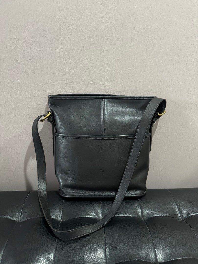 Coach bleeker bucket bag top