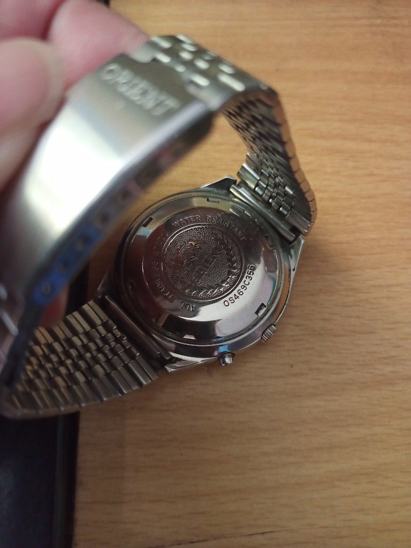 Vintage Orient automatic watch (Category: Men's Watches) located in Paranaque City. Submitted by timeforus (Listing ID 1332838993, Image 2). Description: in good working condition. ready to wear.