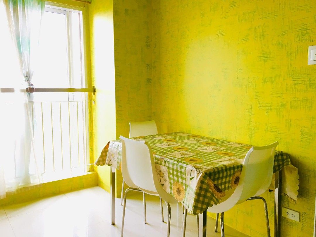 Wind residences tagaytay condo (Category: Apartments & Condos) located in Quezon City. Submitted by number2119 (Listing ID 1332964070, Image 3). Description: for sale condo wind residences tagaytay.. first floor furnished ng SMDC. with bed, sofa, dining table, ref. may additional water heater at tv..