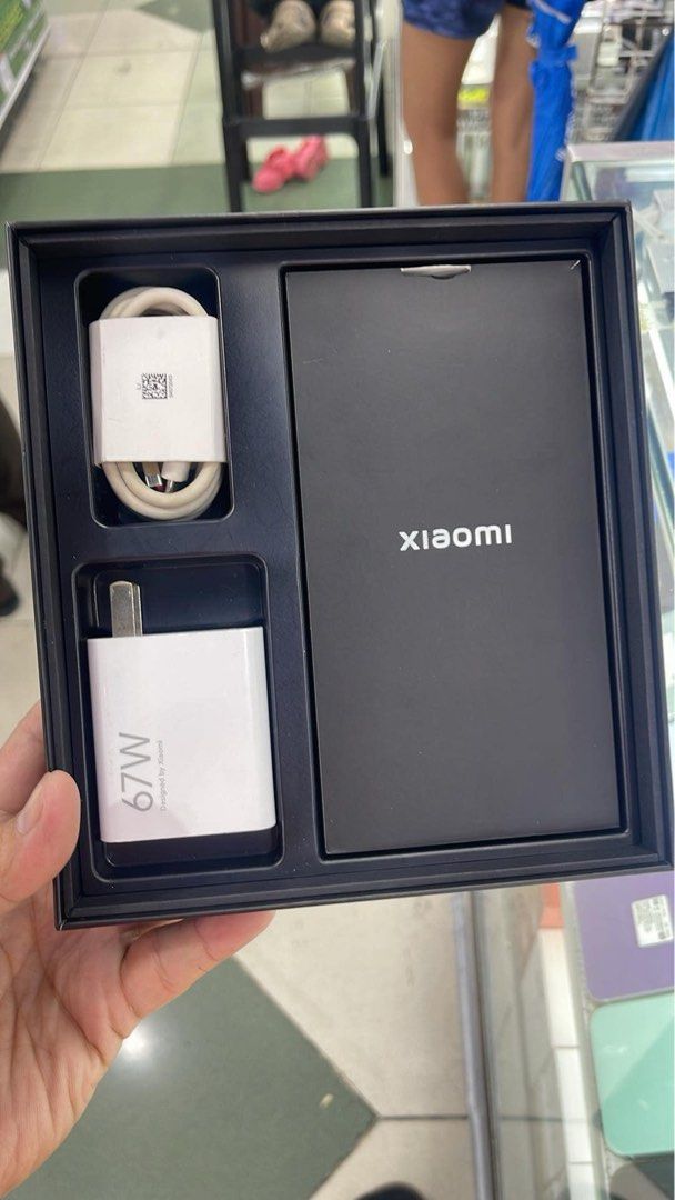 Xiaomi mix fold3 (Category: Xiaomi) located in San Juan City. Submitted by ace_gadgethub (Listing ID 1332856188, Image 2). Description: Xioami Mix Fold 3 256/12 Complete.