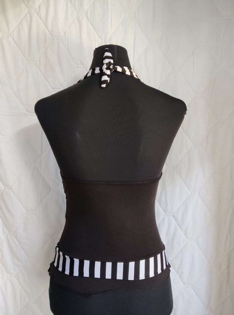 Y2k stripes coquette tankini top (Category: Sleeveless) located in Tuguegarao City. Submitted by cielopp (Listing ID 1332891540, Image 2). Description: Title: Y2k stripes tankini sleeveless top Size: xs - s -in good condition. Photos posted are updated, no asking for additional photos. Sold as is. Lower your expectations. Payment method: Gcash Delivery ( c.o. buyer): j&t.