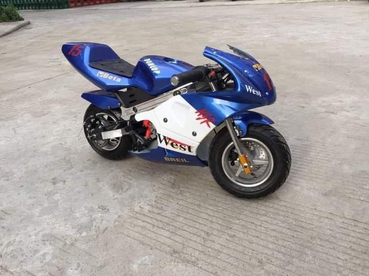 49cc ninja motor (Category: Motorbikes for Sale) located in Manila. Submitted by saguittarian06 (Listing ID 1333097061, Image 1). Description: ₱7200 . 49cc Ninja motor Single Cyclinder/Gasoline type mixed with 2T Oil 95% Gas and 5% 2T Oil If you add gasoline directly without 2T, the motor will burn out and cannot be used normally Gas Tank: 1.5 liters Max Speed: 45kmph Weight Capacity: 60kg Cooling: Air-cooled Drive: Chain Single Muffler Start Eng