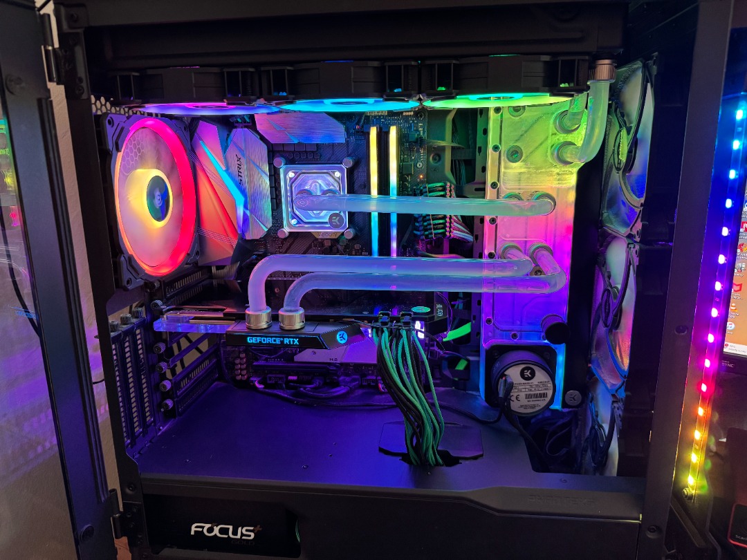 Amazing Gaming Computer Intel i7-8700k + Asus RTX3080 Full EK ...