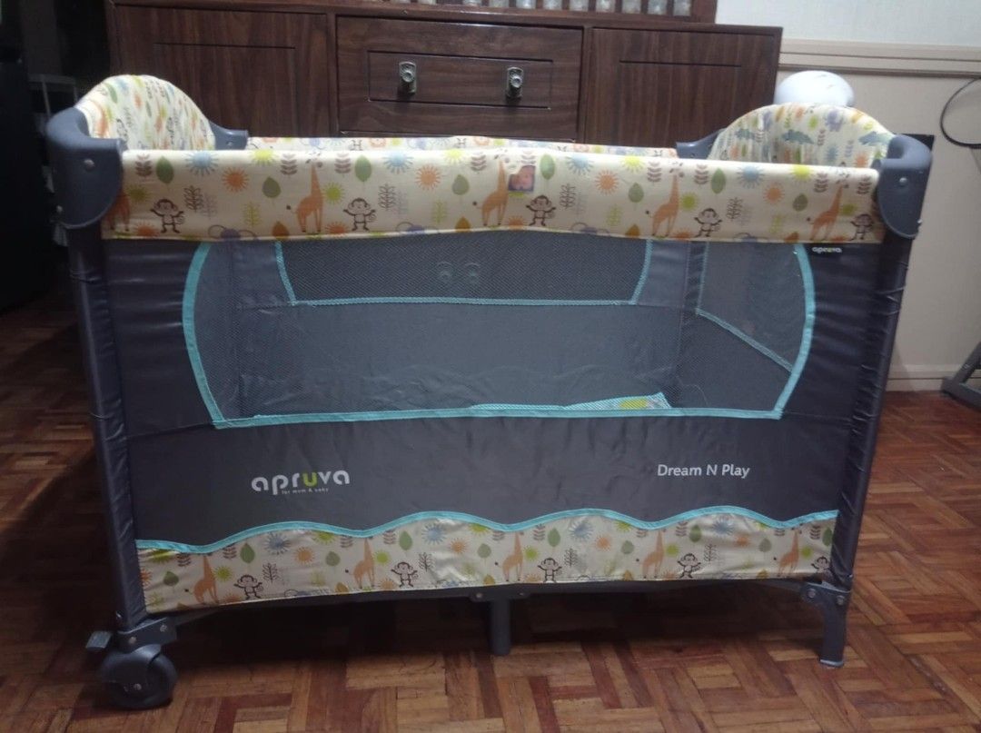 Apruva Crib (Category: Cots & Cribs) located in Quezon City. Submitted by dots89 (Listing ID 1333020737, Image 1). Description: Apruva Crib Dream n Play 28x40 Safari shipping c/o buyer. payment thru gcash, maya, metrobank.