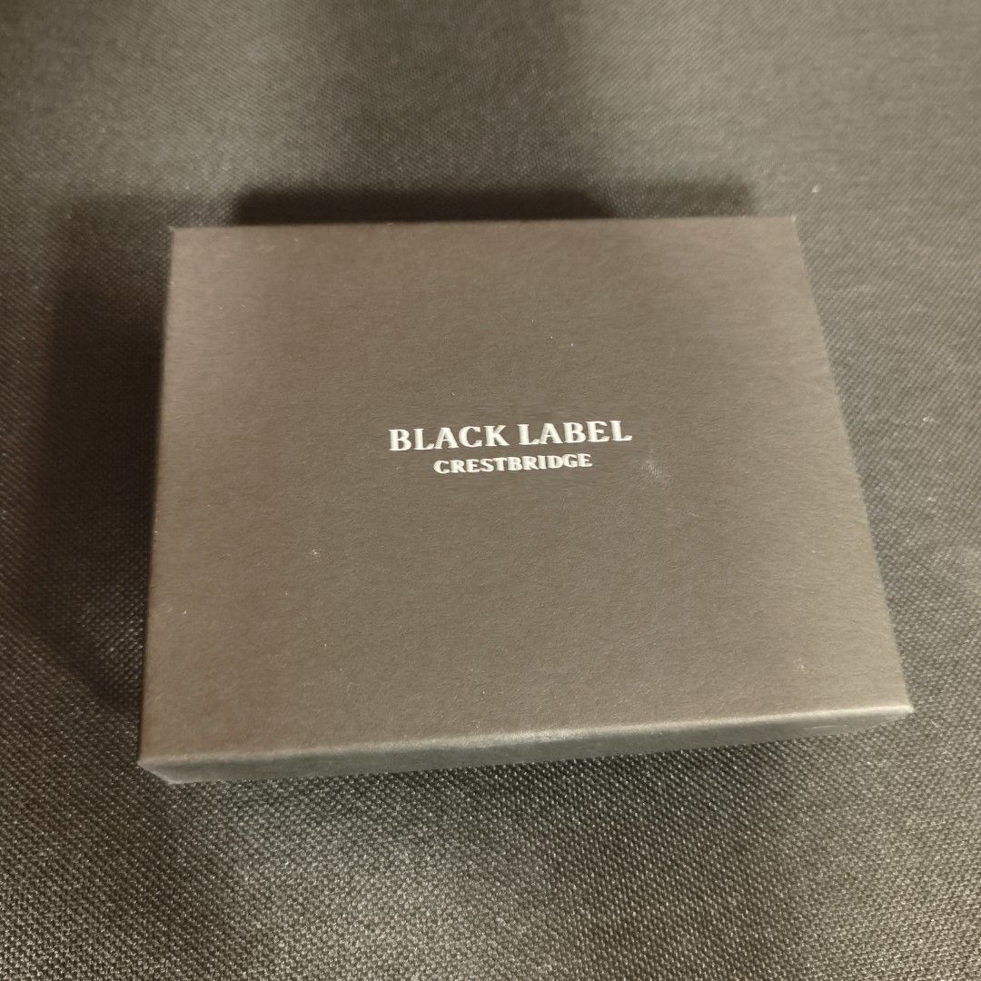 Black Label Crestbridge Men short wallet, Men's Fashion, Watches