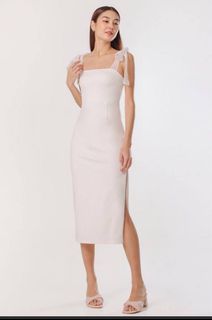 (Category: ) located in . Submitted by apparel-spree (Listing ID 1333113552, Image 1). Description: .