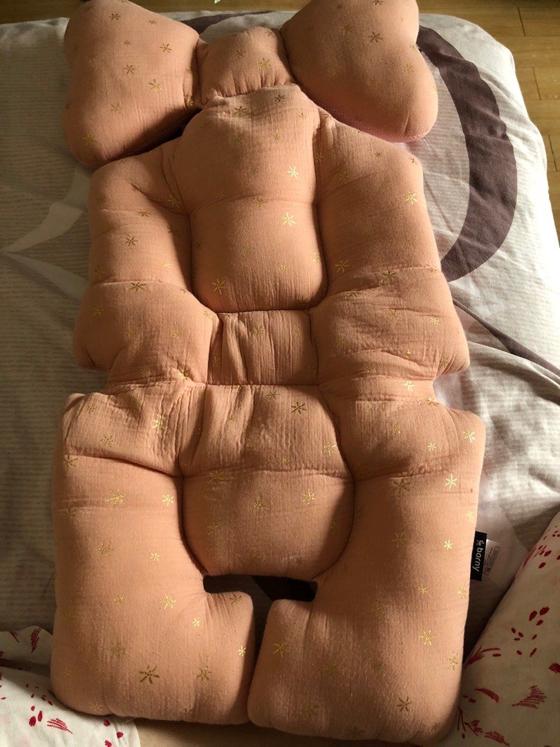 Borny (Category: Other Babies Going Out Needs) located in Quezon City. Submitted by melody0812 (Listing ID 1332990306, Image 1). Description: Used a few times only. Good condition.